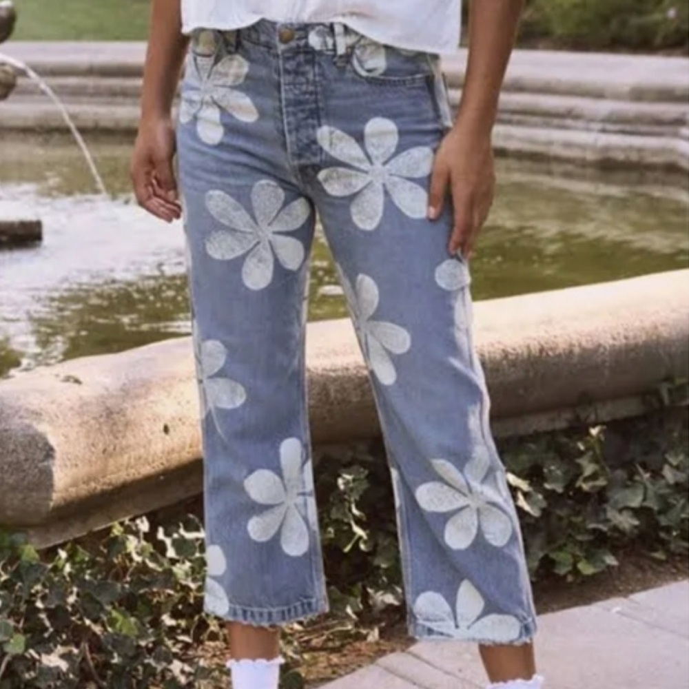 The Great. The Hero Daisy Stamp Jeans Size 24